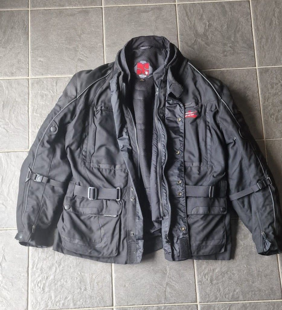 Voir les détails de l'annonce...