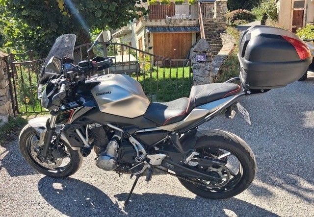 Voir les détails de l'annonce...