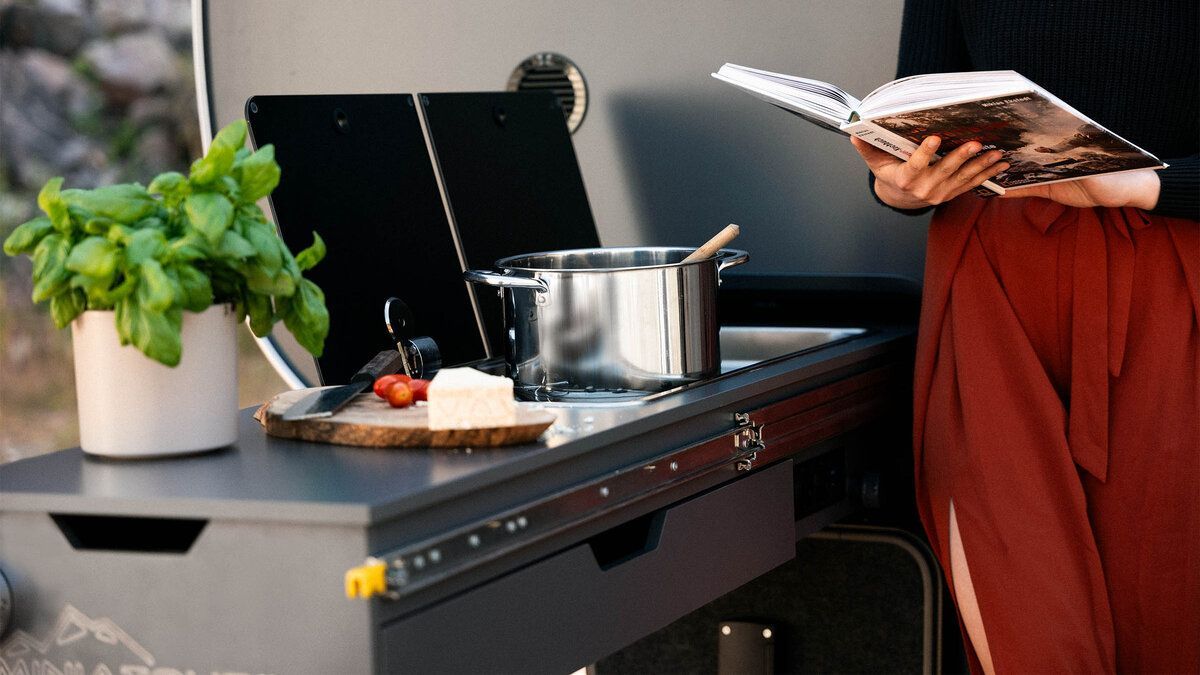 mini Wohnwagen mit Aussenküche