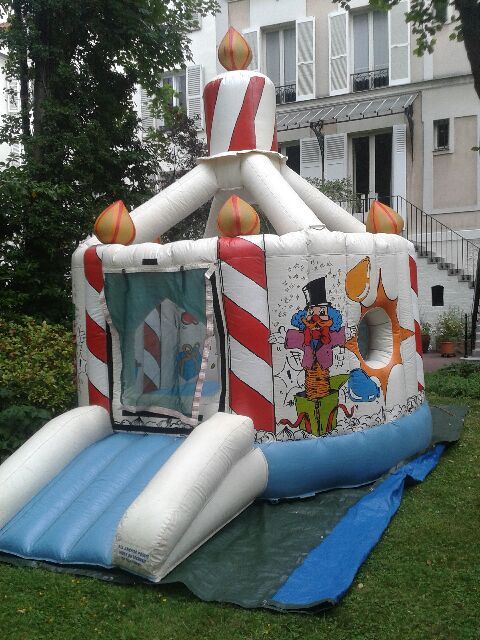 Location chateau structure gonflable 77, 78, 91, 92, 93, 94, 95, paris
