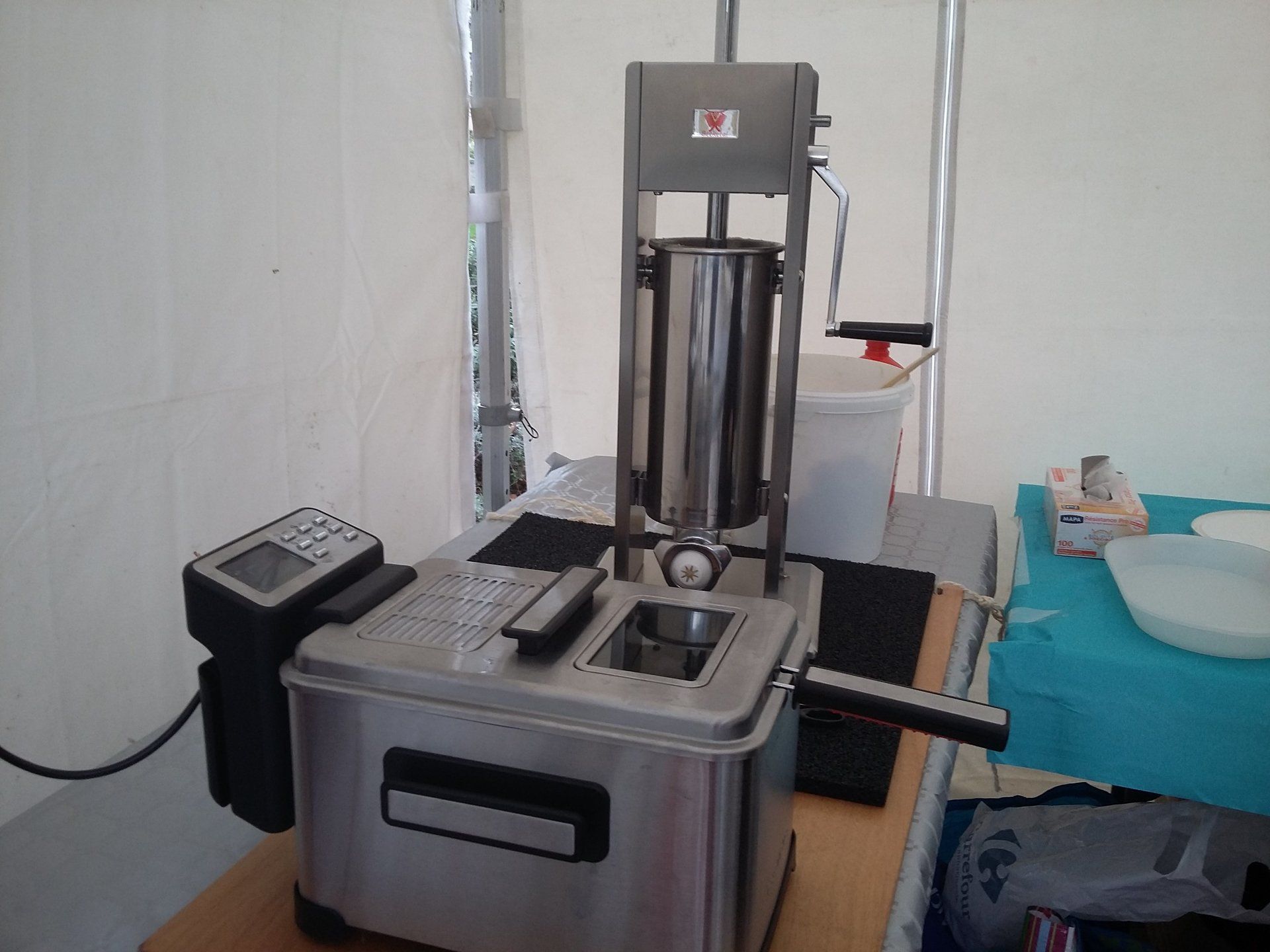 location machine churros chichi pas cher 77, 78, 91, 92, 93, 94, 95, paris