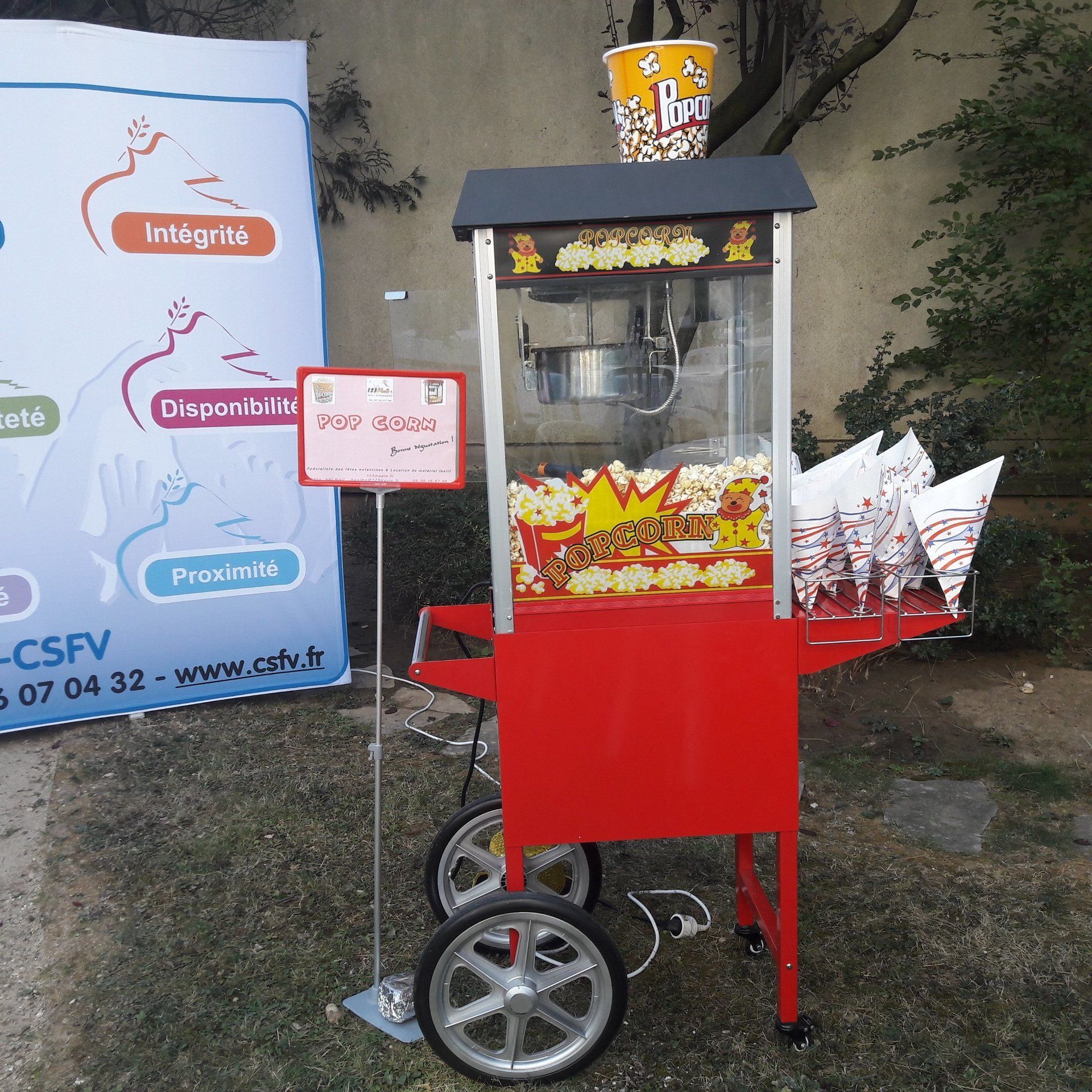 location-machine-pop-corn-chariot-pas-cher-77-78-91-92-93-94-95-paris.