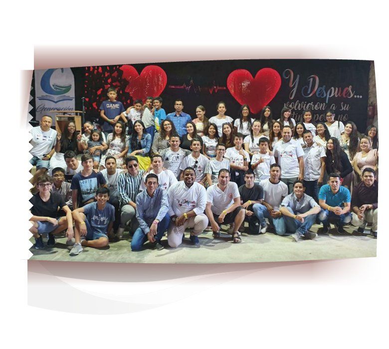 Grandes grupo de personas, organizaciones