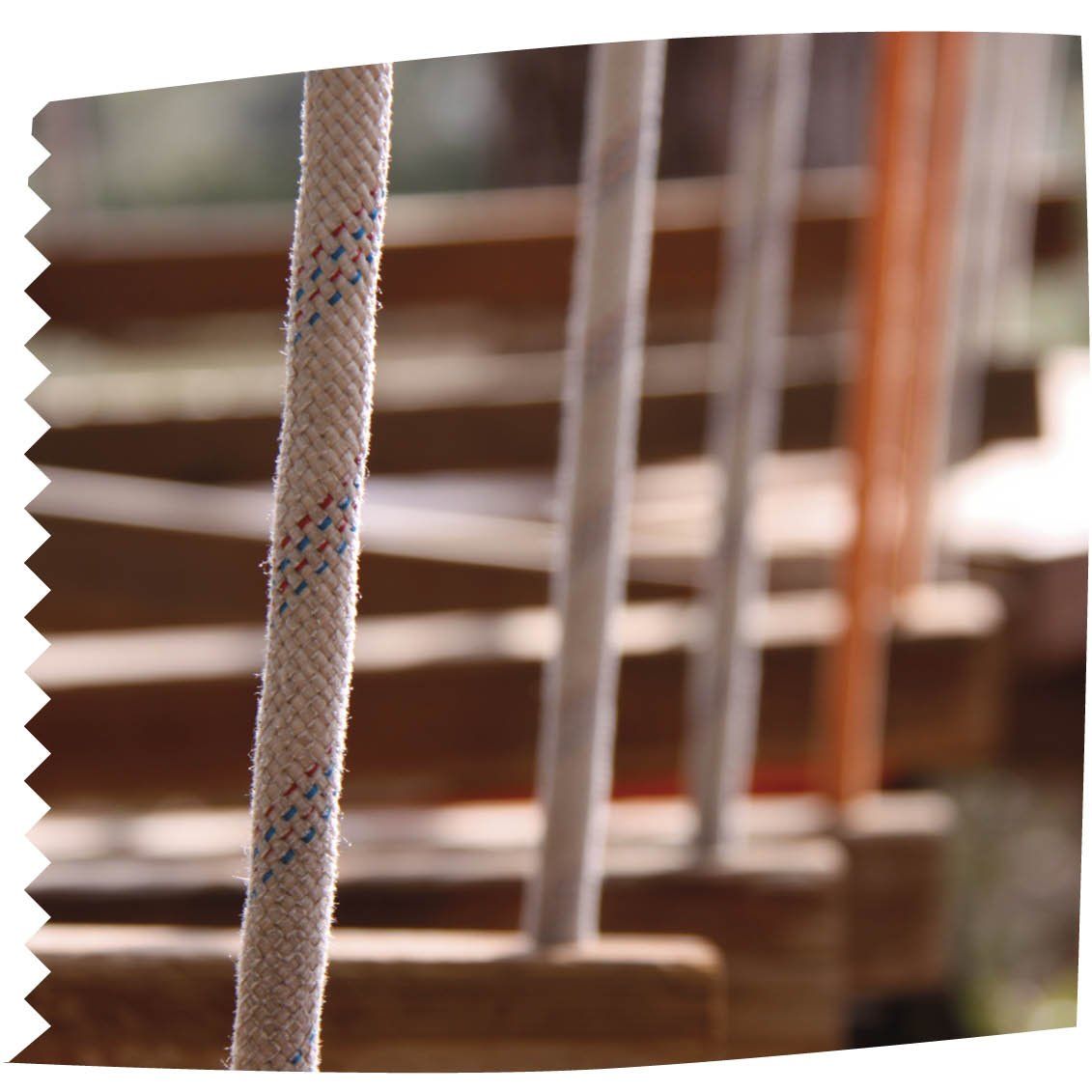 Pinos Park. Detalle peldaños