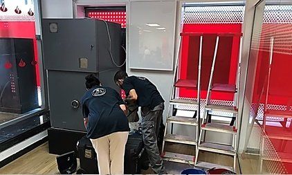 Limpieza en bancos y cajas Limpieza en bancos y cajas