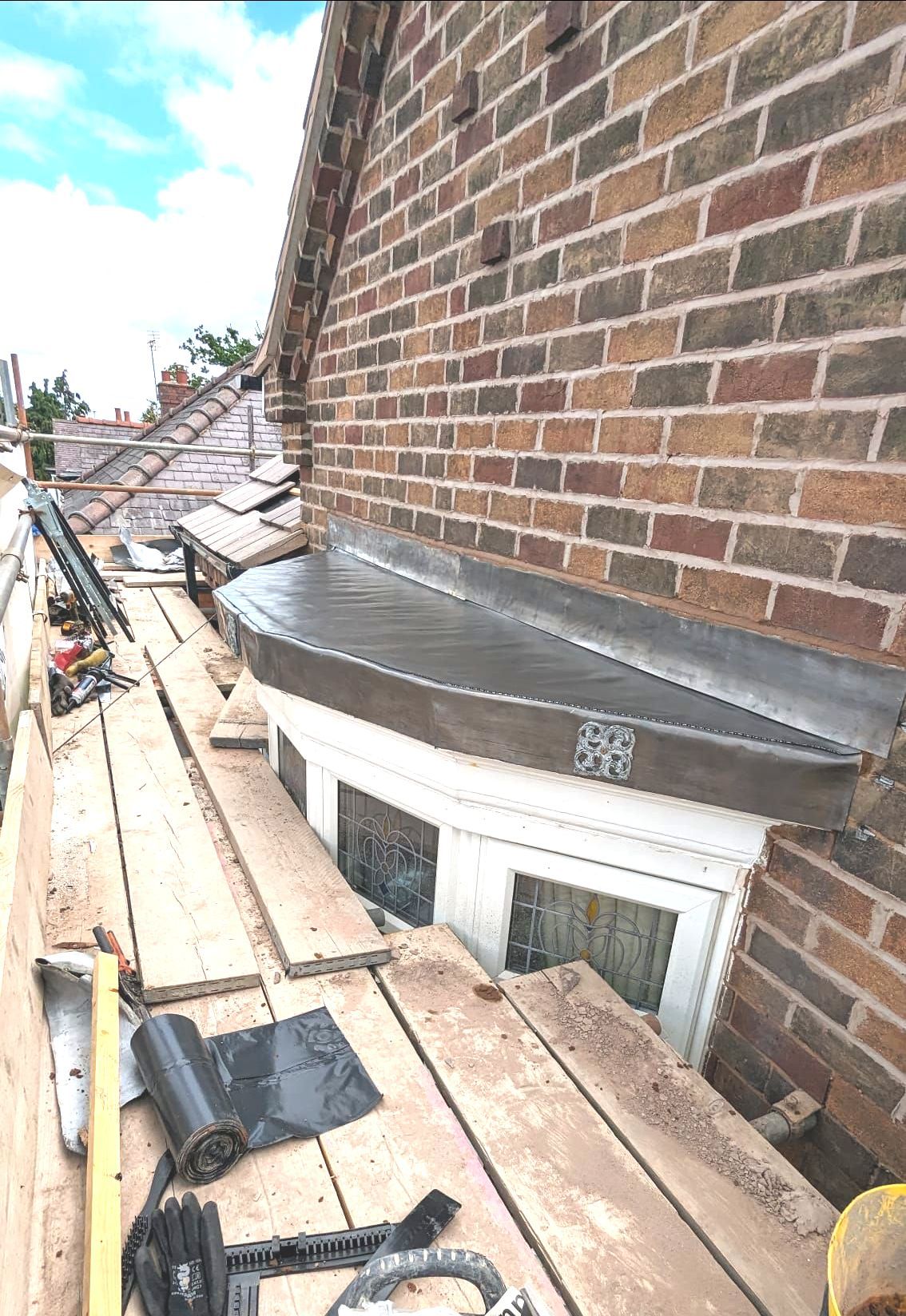New lead, bay roof, lead flashings