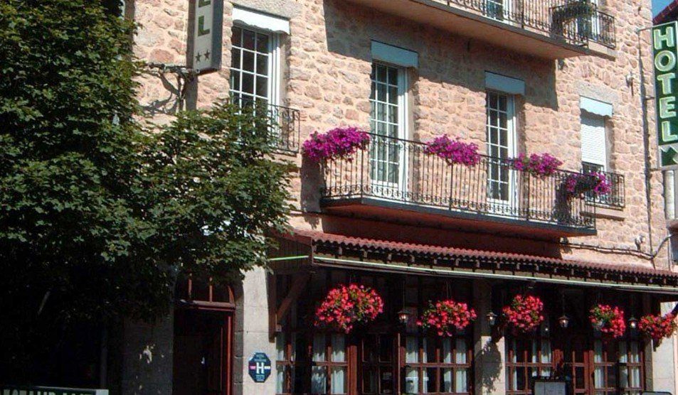 hoteleponant.fr L'hôtel