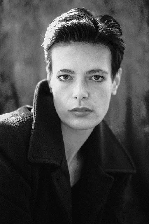 ROBERT REIS, PORTRAIT, ART, KUNST, FOTO, PHOTOGRAPHY, BREMERVÖRDE, BADEN-BADEN, GERMANY, FRAUKE