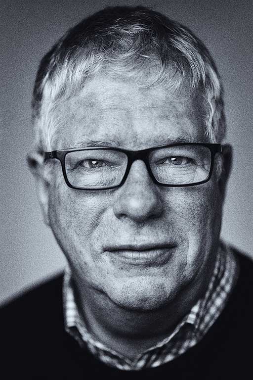 ROBERT REIS, PORTRAIT, ART, KUNST, FOTO, PHOTOGRAPHY, BREMERVÖRDE, BADEN-BADEN, GERMANY, HANS PAPE, VISIONAIR, NATÜRLICHE WEGE, UMWELT, SELSINGEN, INTERNATIONAL, DEUTSCHLAND,