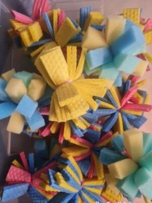 nachhaltige Wasserbomben selber machen. Diese Wasserbombem kann man immer wieder verwenden.