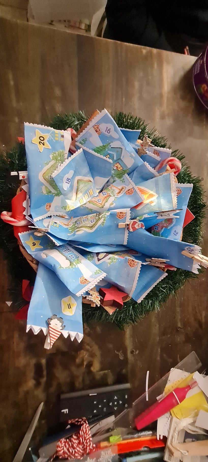 Adventskalender zum selber basteln, schnell und einfach, über 100 Ideen für die Füllung des ADventskalenders, GUtscheine für den Adventskalender