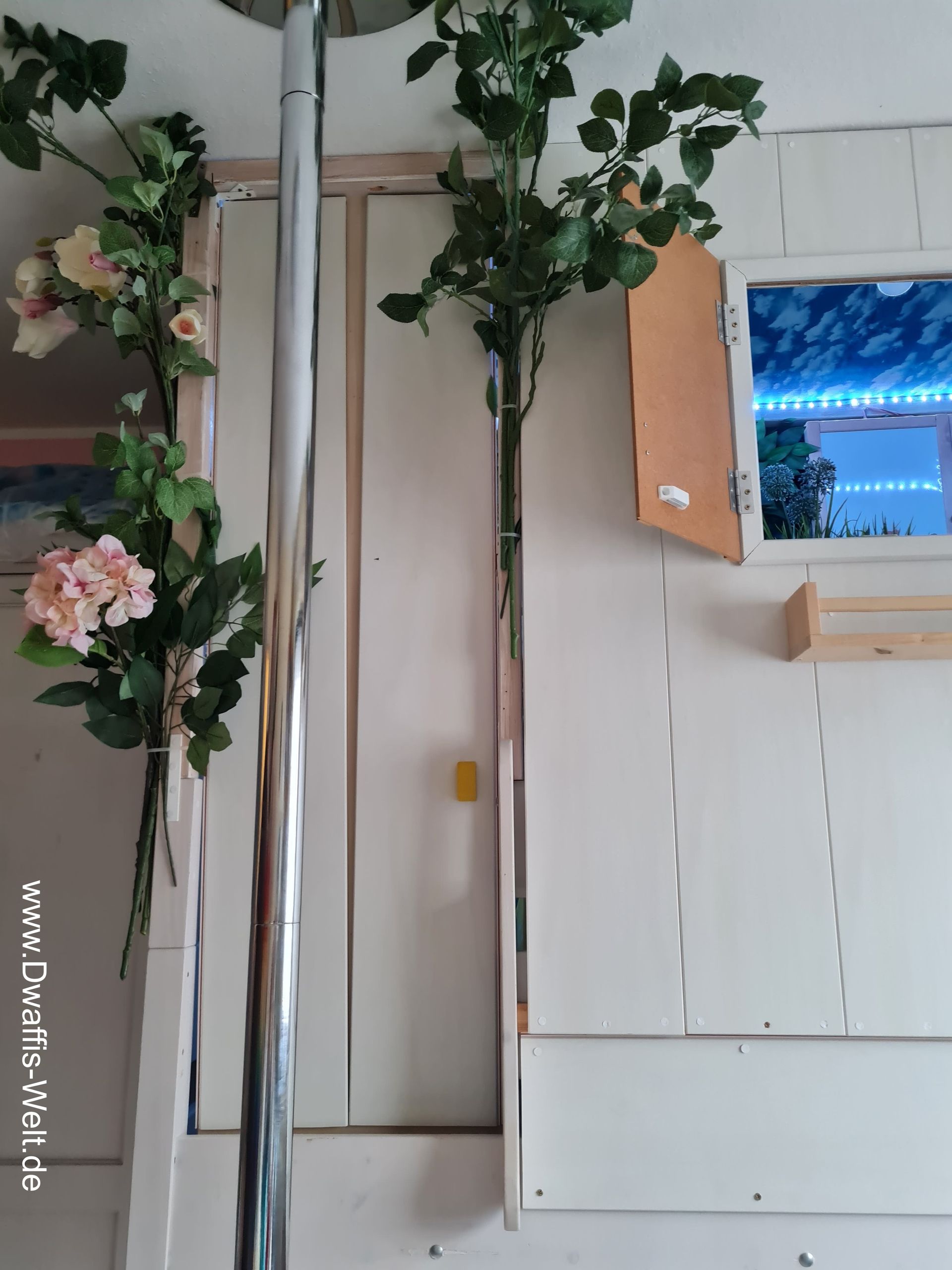 selbstgebautes Baumhaus aus Hochbett Dwaffis-Welt