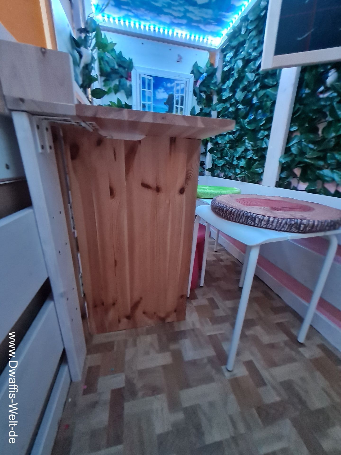 selbstgebautes Baumhaus aus Hochbett Dwaffis-Welt