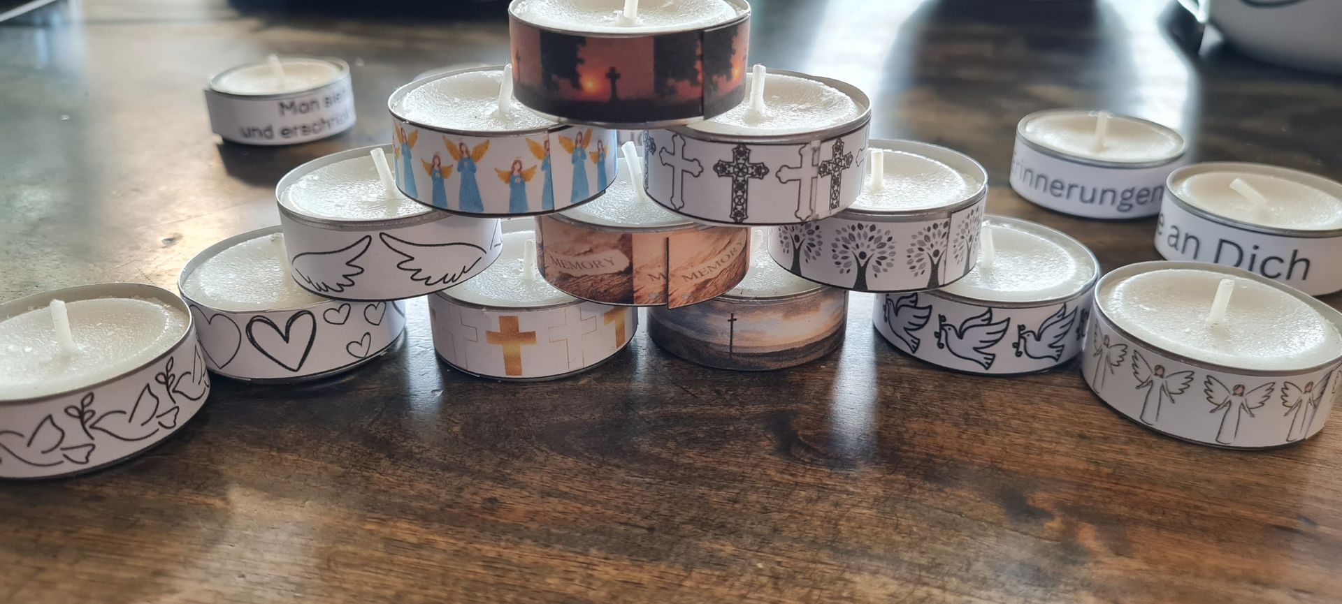 aus einem Teelicht wird ein toller Lichtgruß. Hier Trauer und Trost Vorlage