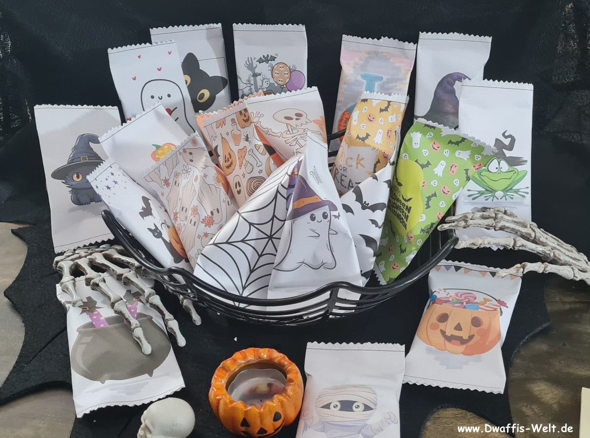 Halloween Mitgebsel zum selberbasteln. Diese tollen Überraschunstüten sind der Star auf jeder Halloween Party. Gefüllt mit tollen Naschis das beste Süßes oder Saures oder Trick or Treat was Du kennst