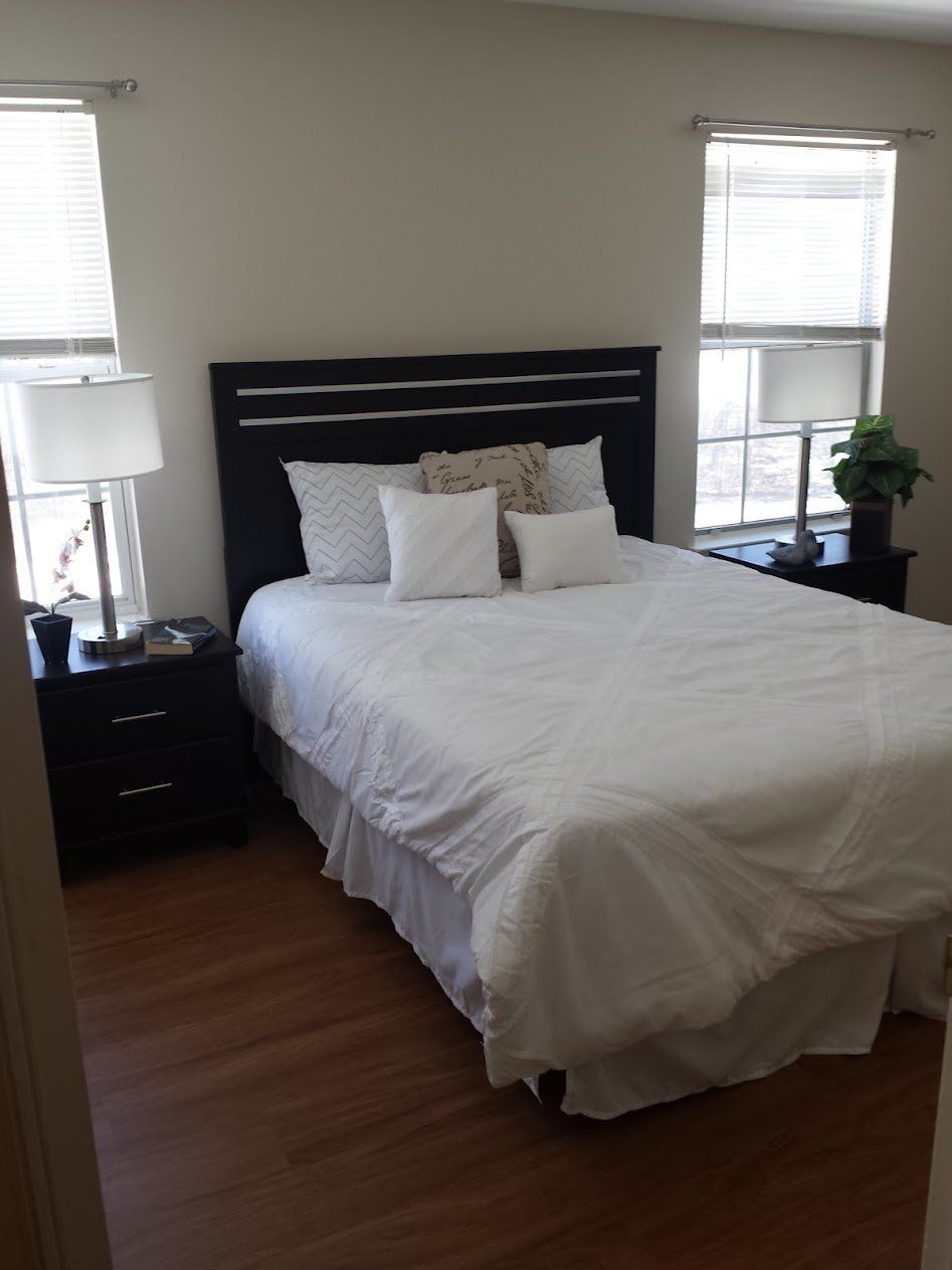 Bedroom  russell hayek.com