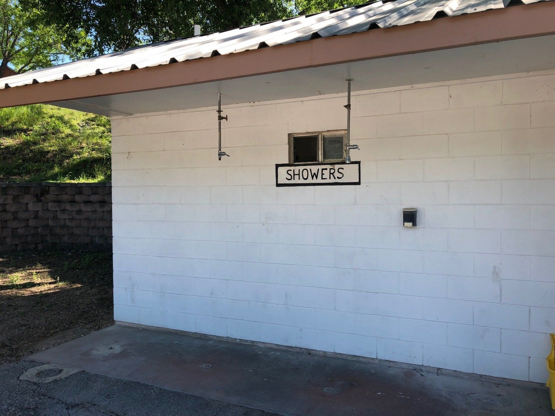 Clean and refreshing Outside Showers at Texas Tubes for rinsing off while wearing your swimsuits after Tubing down the Comal River. Clean and refreshing Outside Showers at Texas Tubes for rinsing off while wearing your swimsuits after Tubing down the Comal River.