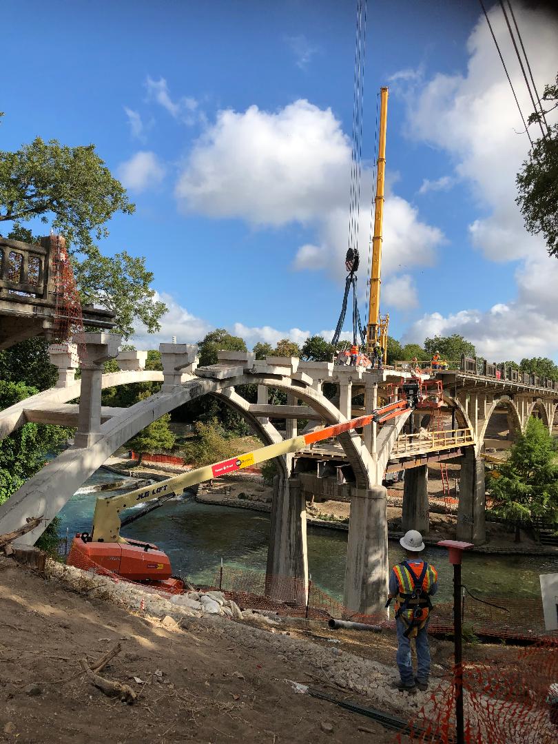 Removal of the top deck of the San Antonio Street Bridge underway. As you can see, multiple cranes are necessary to tackle this huge renovation project. 9-26-19 - Passage under the bridge for Tubing is supposed to reopen by Memorial Day Weekend 2020 - Texas Tubes