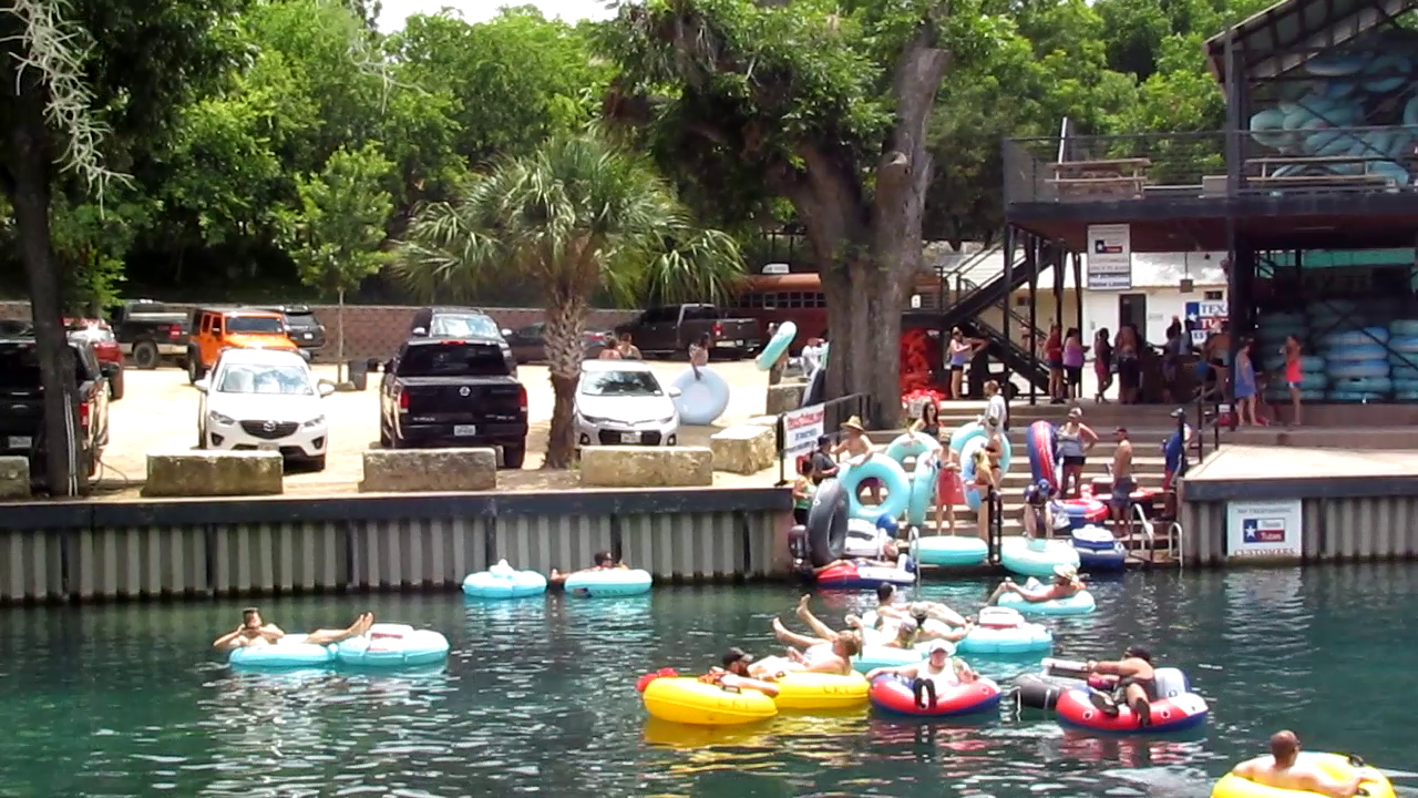 Our Goal and Mission at Texas Tubes is to provide the best Float Trip experience possible for all our Customers!