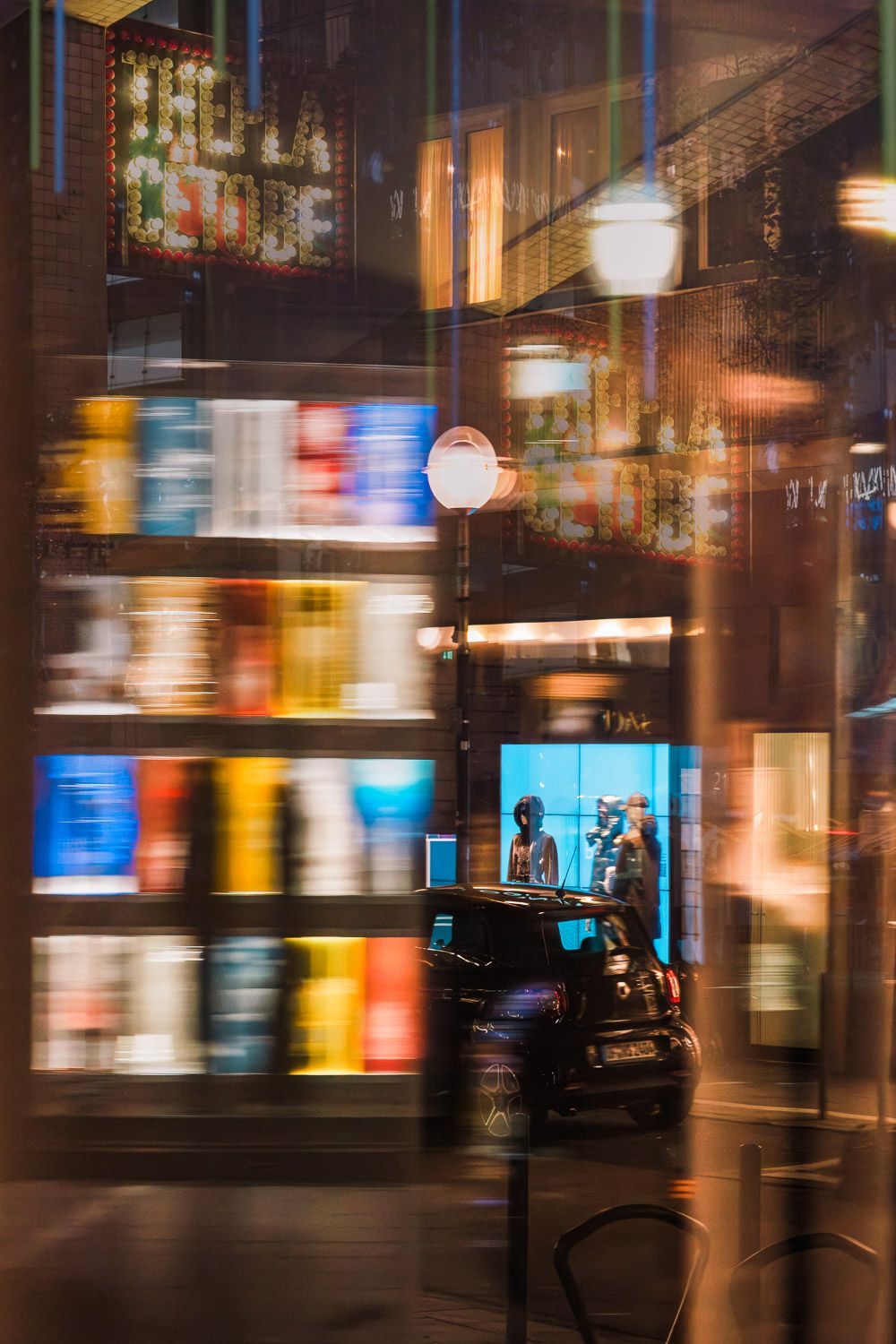 Fotokunst Collagen urbaner nächtlicher Szenerien