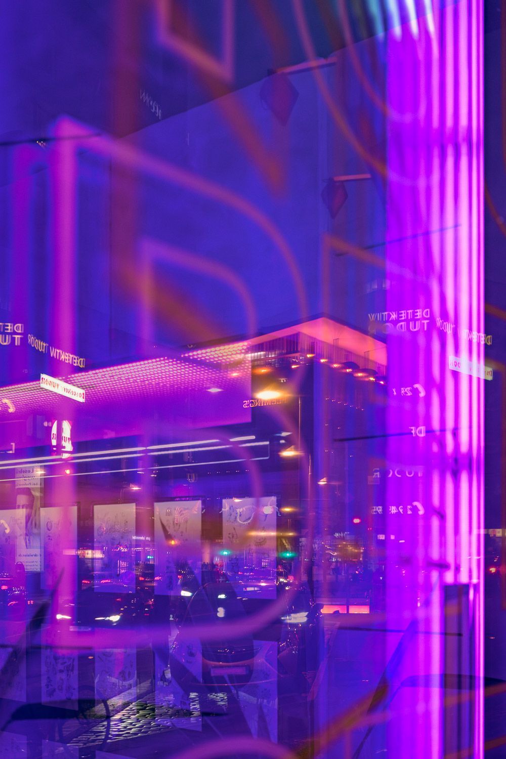 Fotokunst Collagen urbaner nächtlicher Szenerien