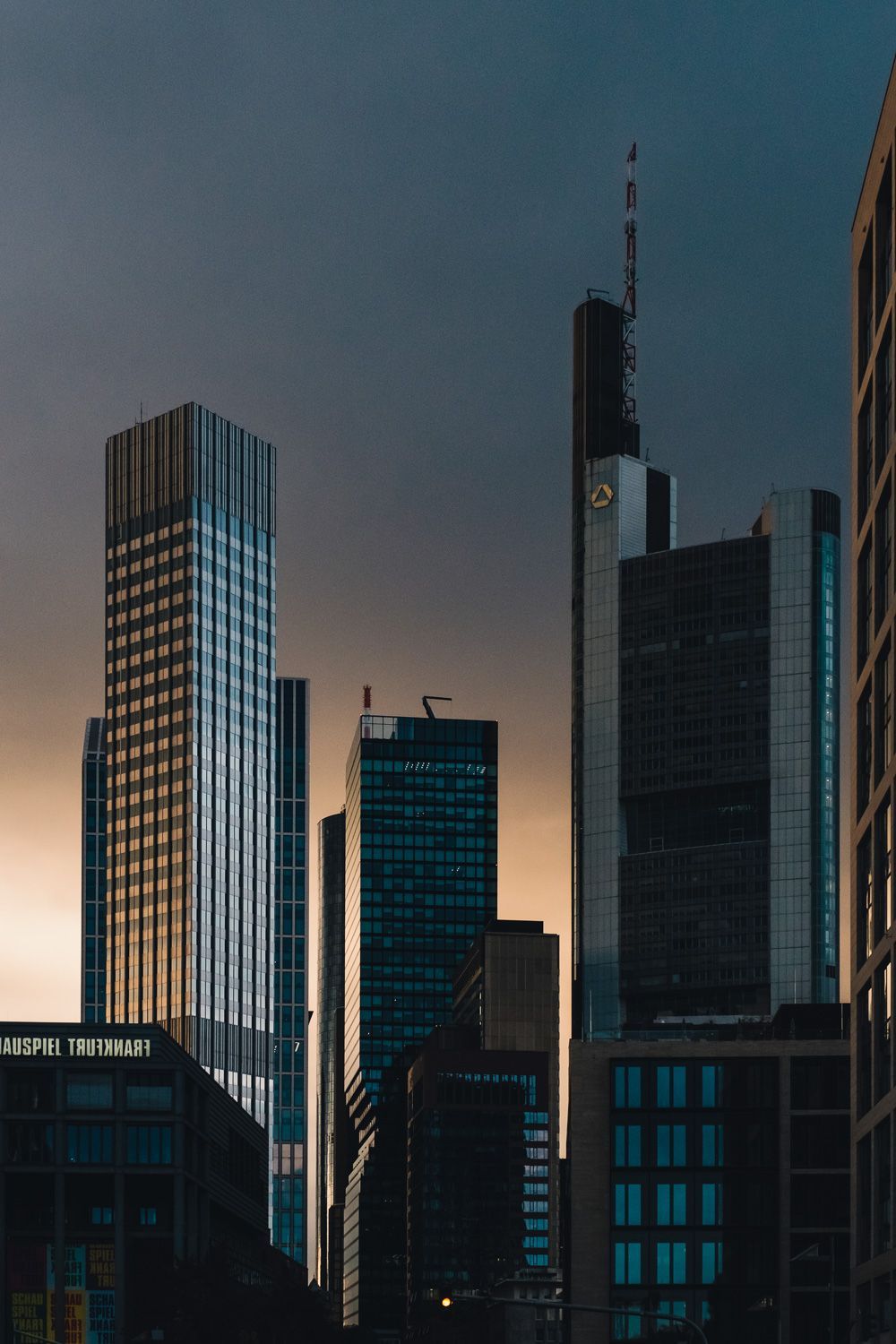 Fotokunst Frankfurt bei Nacht