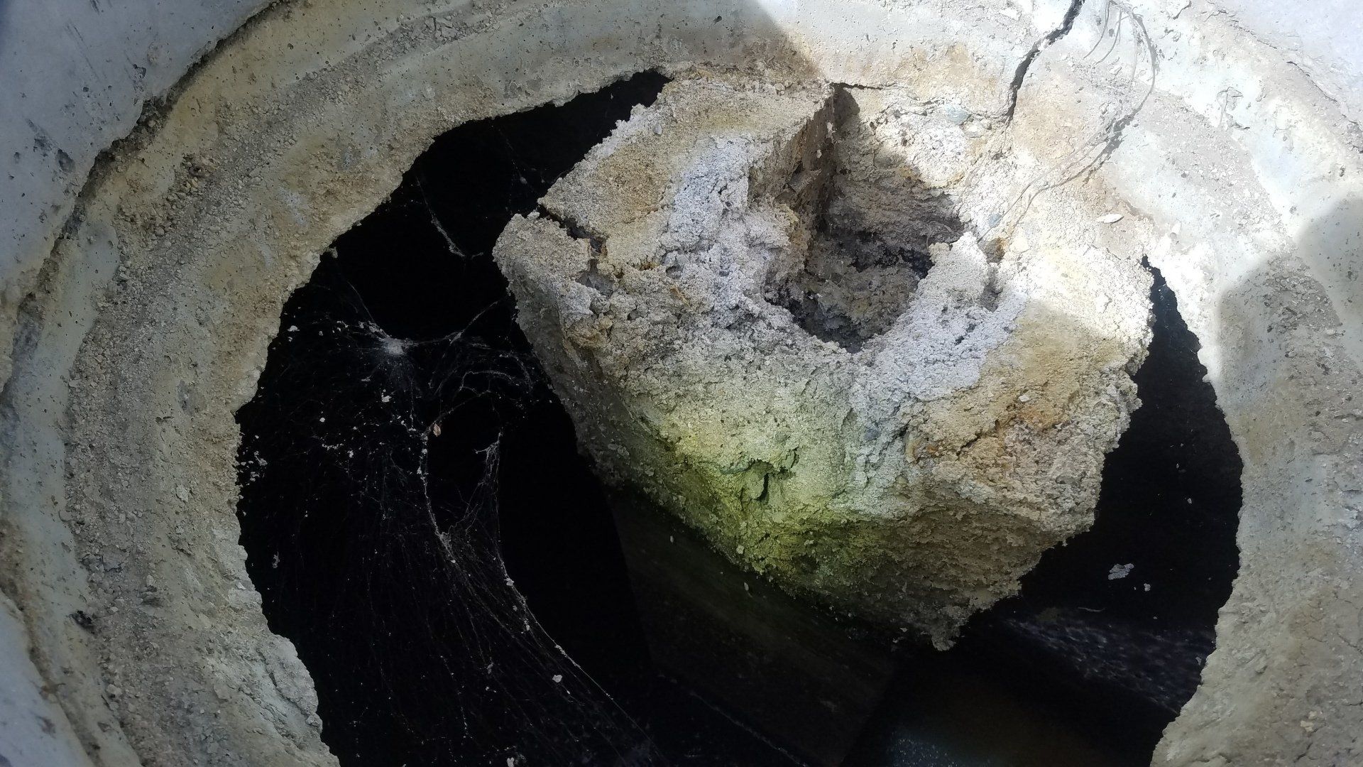 Septic Tank Cracked