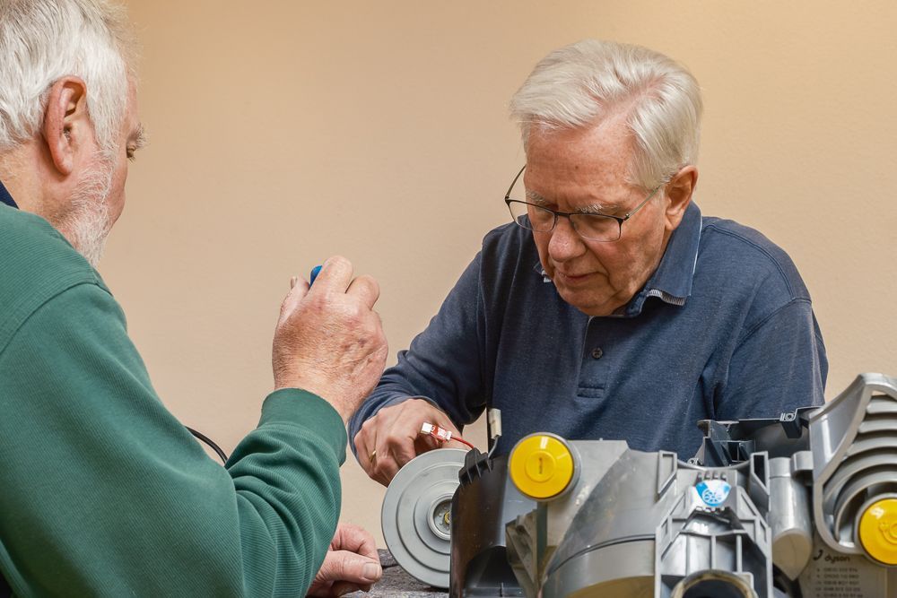 Horst Saggau Organisator der Reparturwerkstatt Horst Saggau Organisator der Reparturwerkstatt