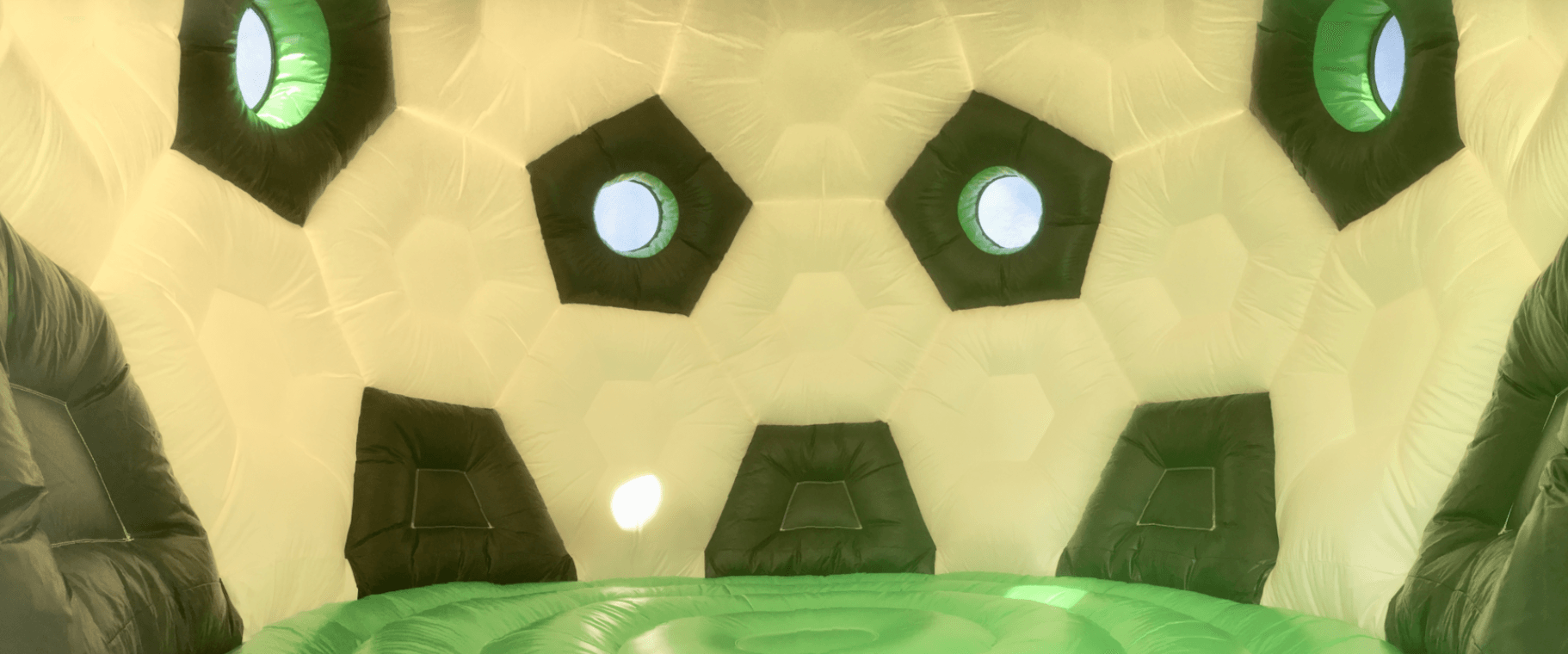 Hüpfburg Fussball XL mieten leihen