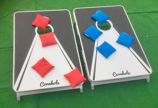 Cornhole - Sackloch - Bean Bag werfen mieten / leihen