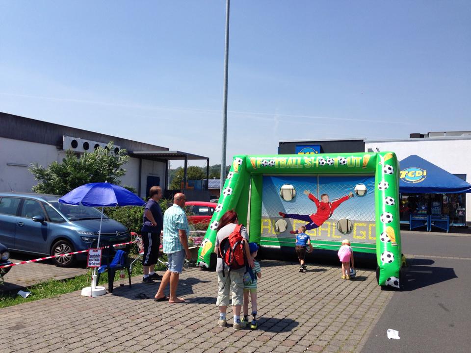 Huepfburg_mieten_leihen_online_flash-light_veranstaltungstechnik