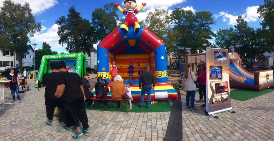 Huepfburg_mieten_leihen_online_flash-light_veranstaltungstechnik