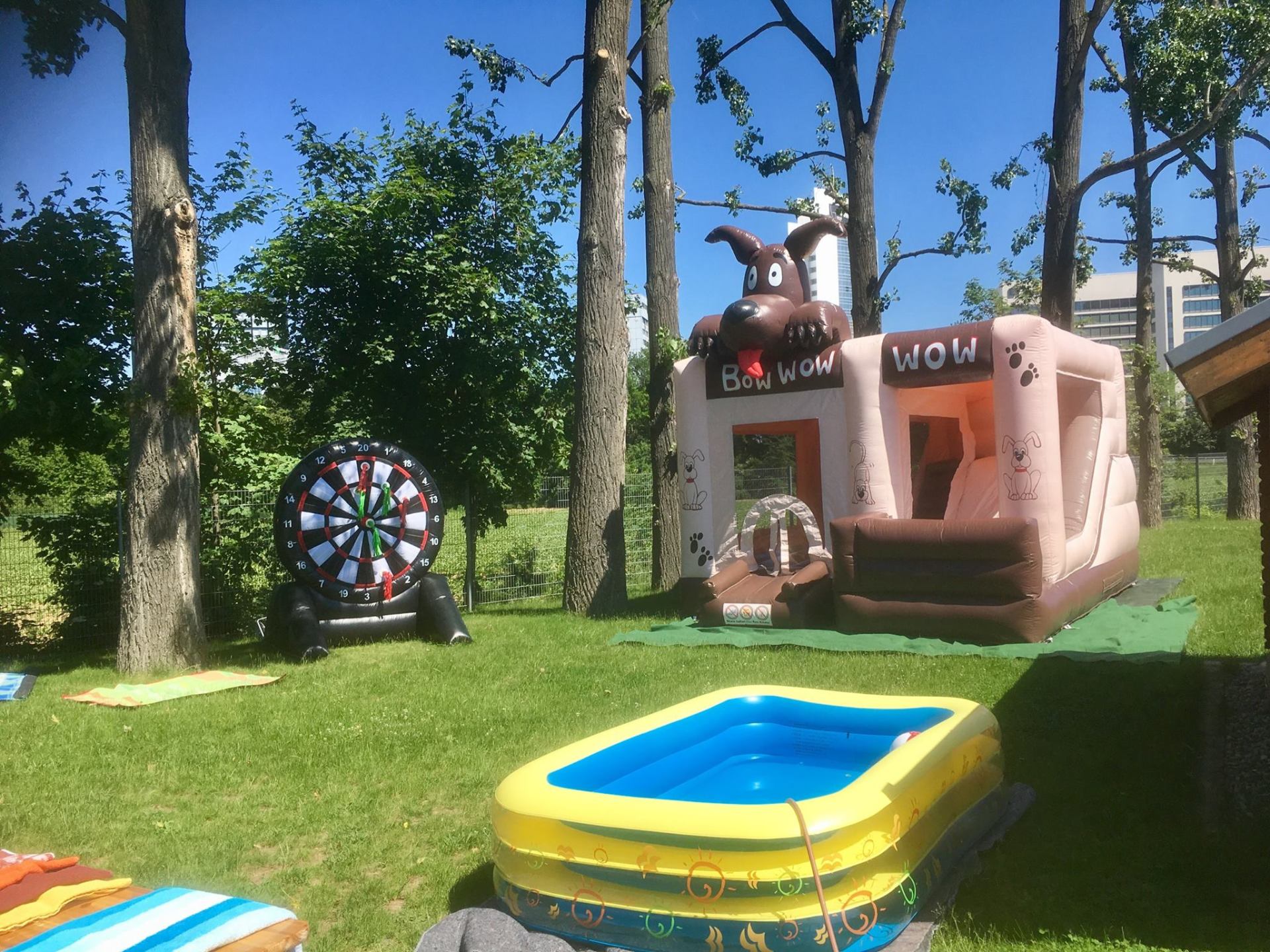 Huepfburg_mieten_leihen_online_flash-light_veranstaltungstechnik