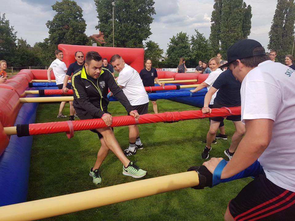 Huepfburg_mieten_leihen_online_flash-light_veranstaltungstechnik