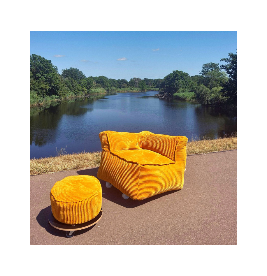 Als Psychologische Beraterinnen unterstützen wir Mitarbeitende durch Entlastungsgespräche direkt bei Ihnen vor Ort. Wir hören zu & bieten alltagstaugliche Methoden - bevor psychische Belastungen zum Problem werden.