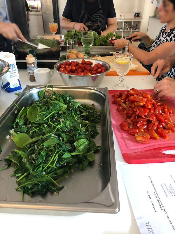 OMA-ROSI-MESSE-CATERING-GALERIE-1