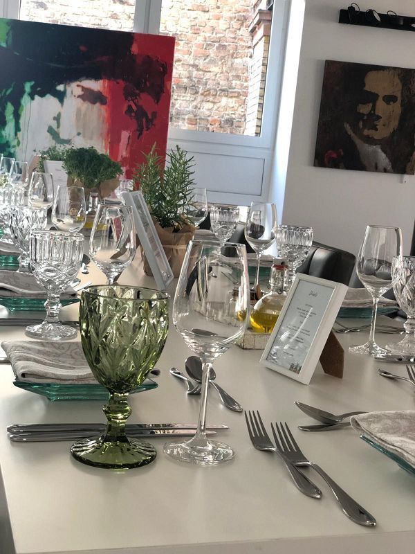 OMA-ROSI-MESSE-CATERING-GALERIE-1