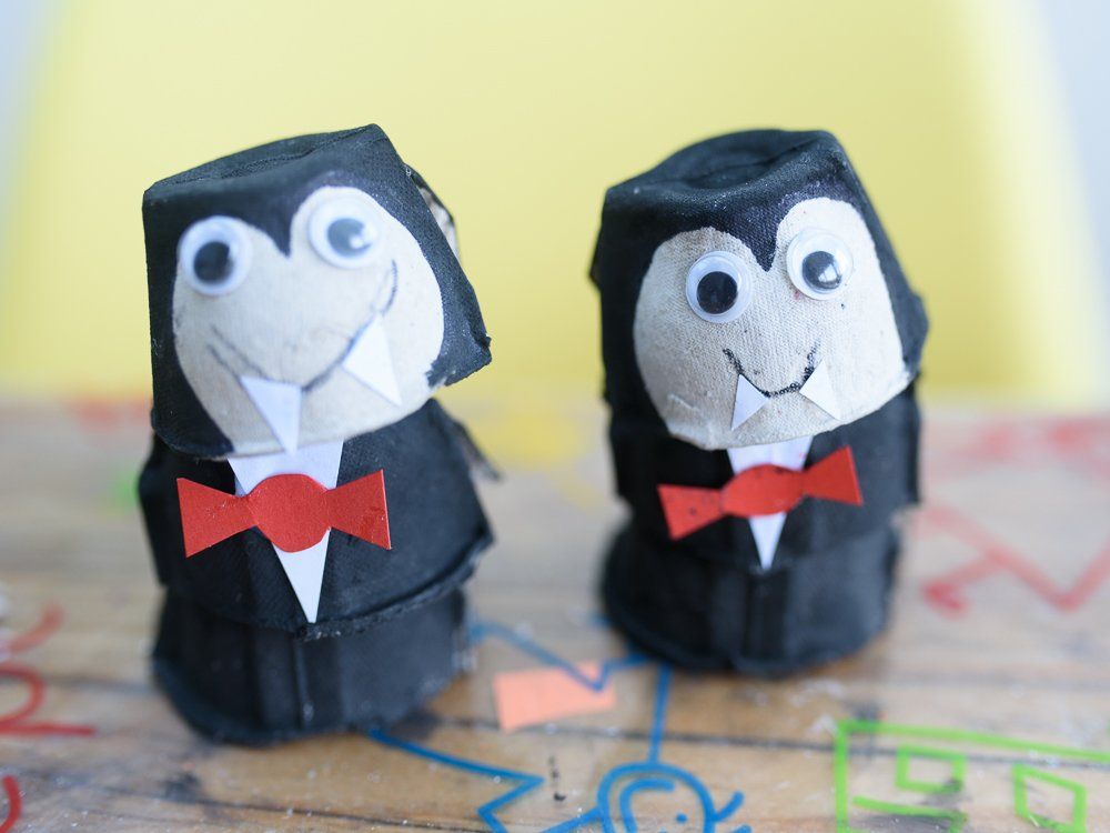 Vampires made from egg boxes for halloween crafts