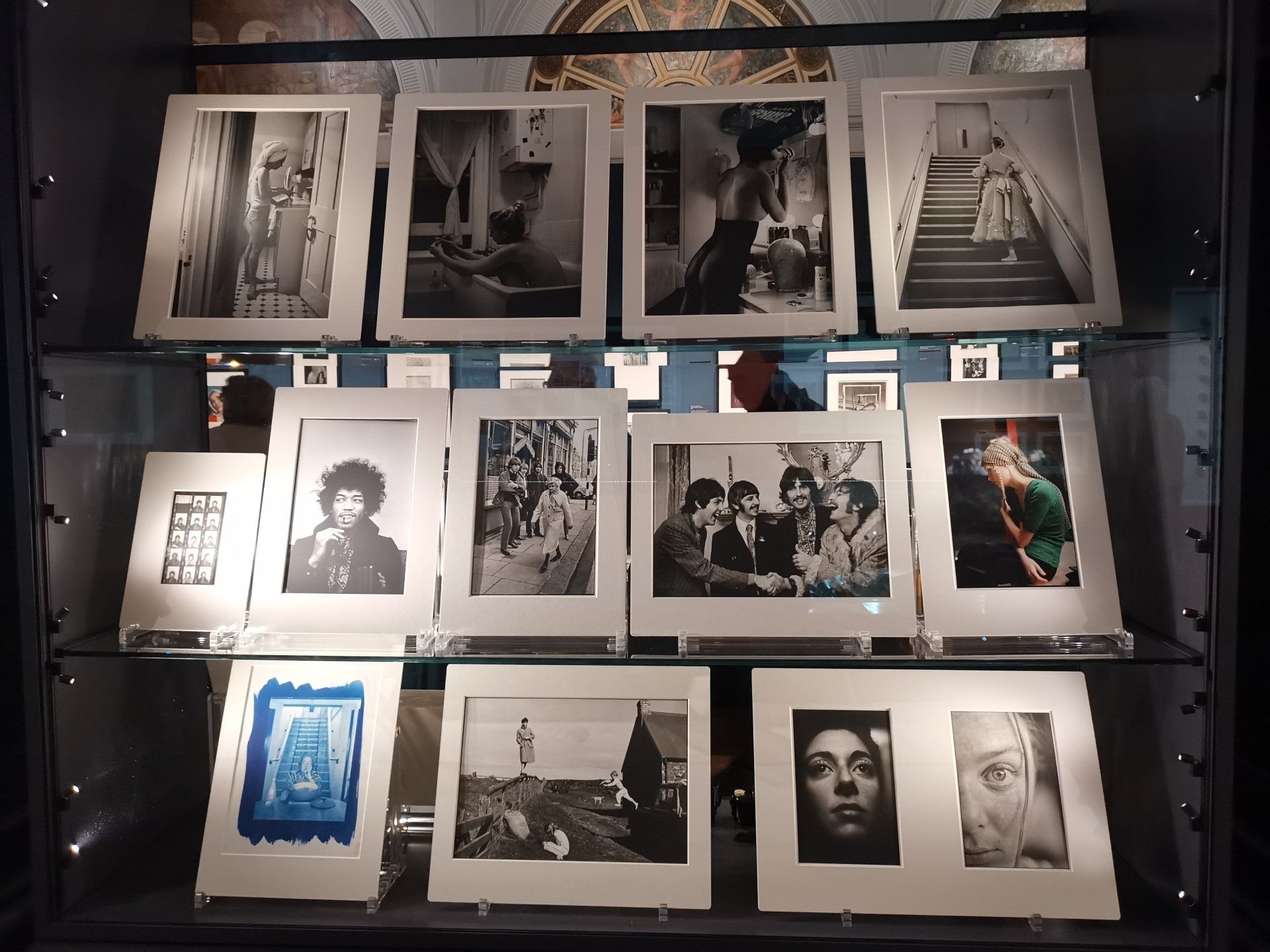 Linda McCartneys photographic collection at the V&A