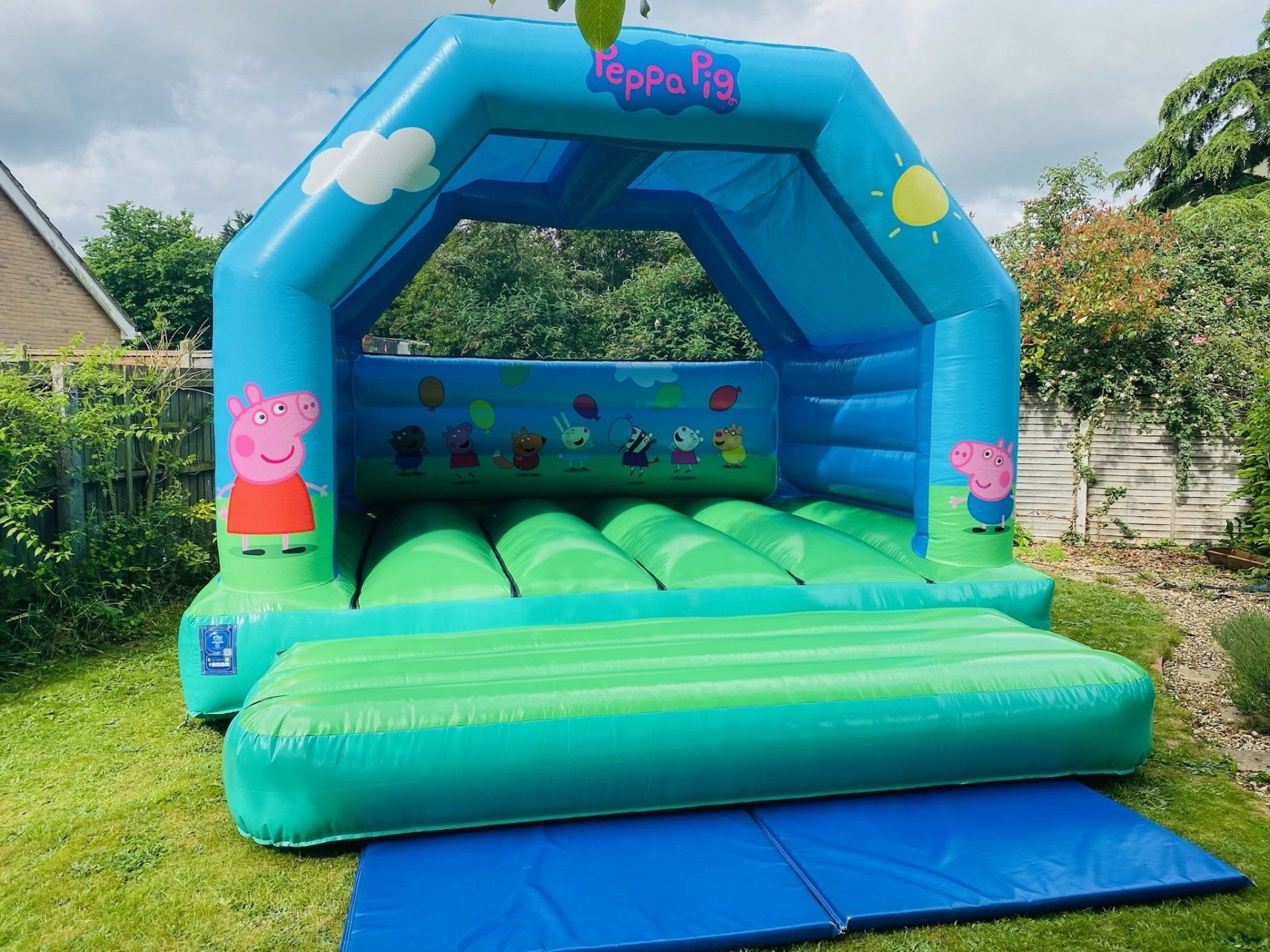 Bouncy Castle and Soft Play Hire In Bury St Edmunds, Peppa Pig