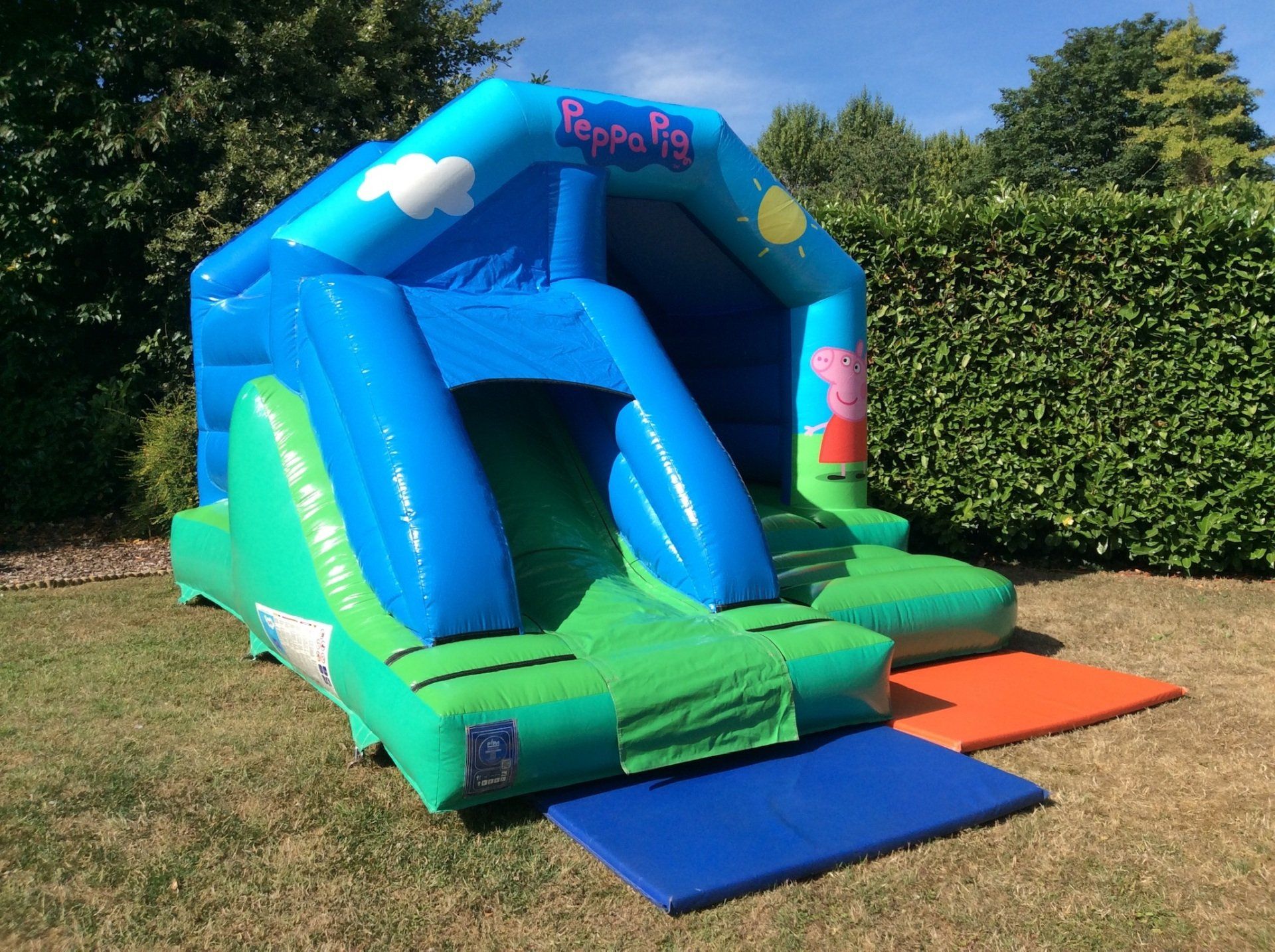 Bouncy Castle and Soft Play Hire In Bury St Edmunds, Peppa Pig Hire