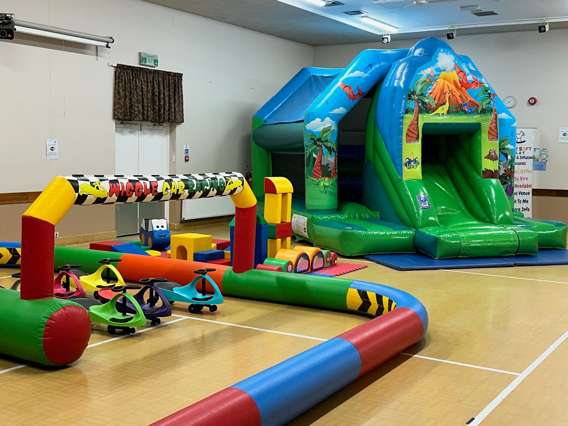 wiggle car racing, bouncy castle hire and soft play hire from Bury Soft Play Wiggle Car Racing, DIdicars, Bury Soft Play, Different party ideas for 5 years, birthday party hire, event hire