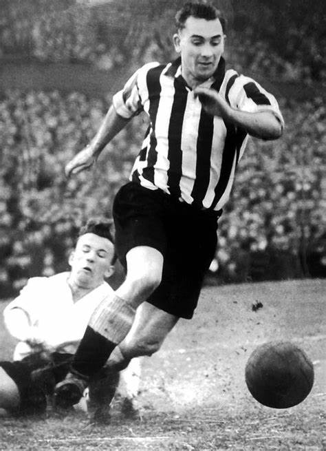 Jackie Milburn, Newcastle United