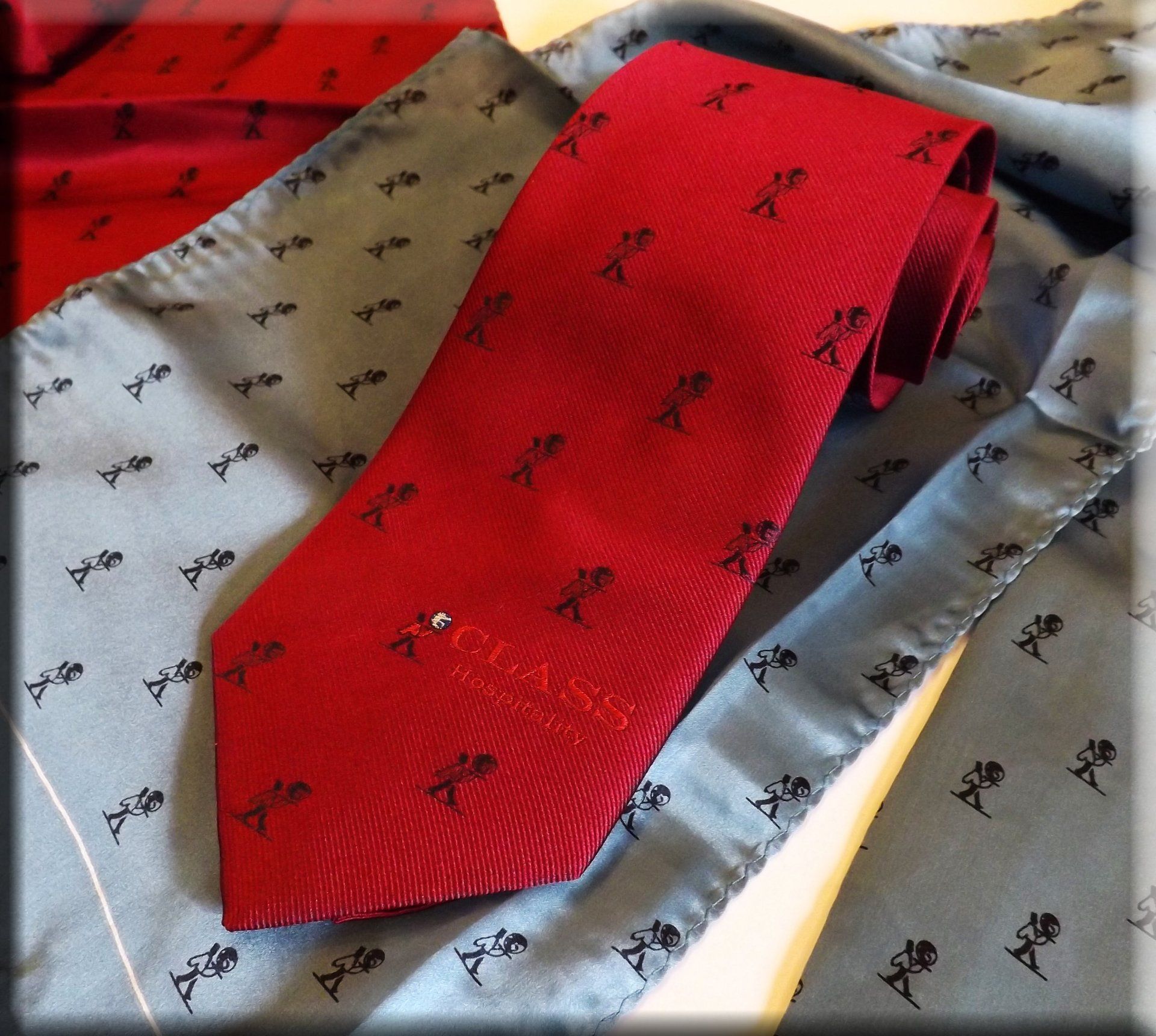 ties and scarves for hotels