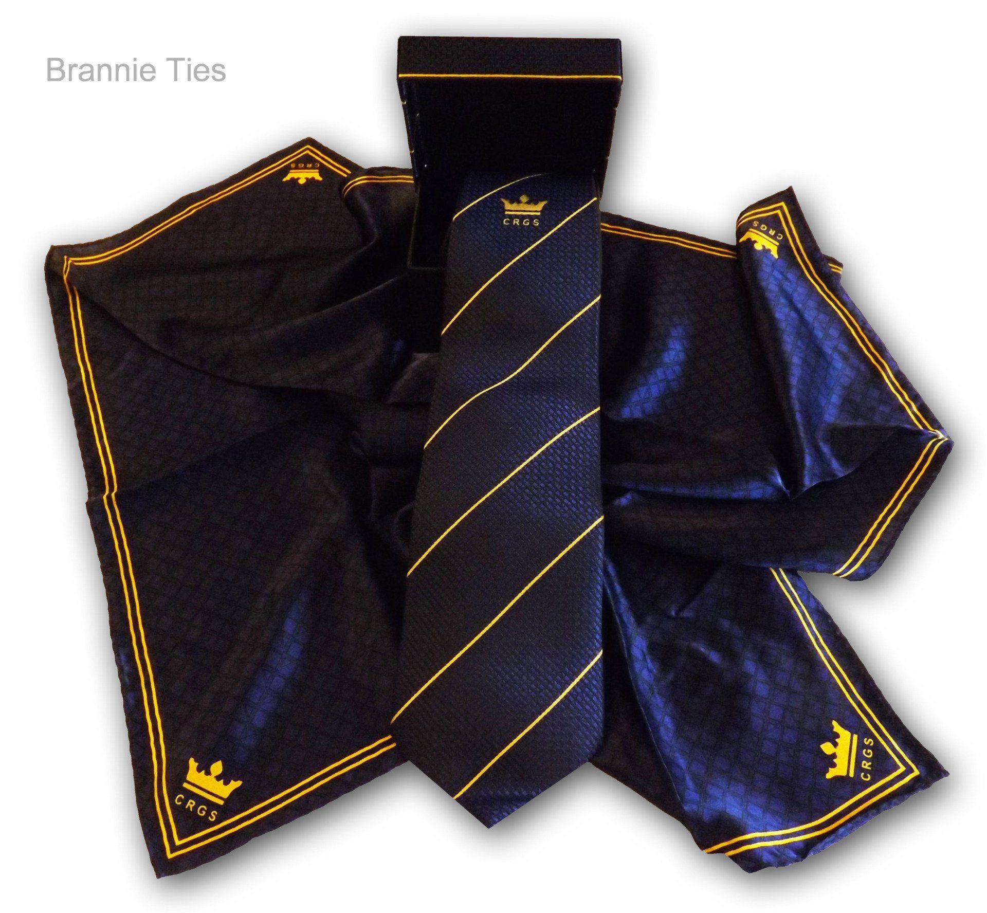 Scarf and tie set