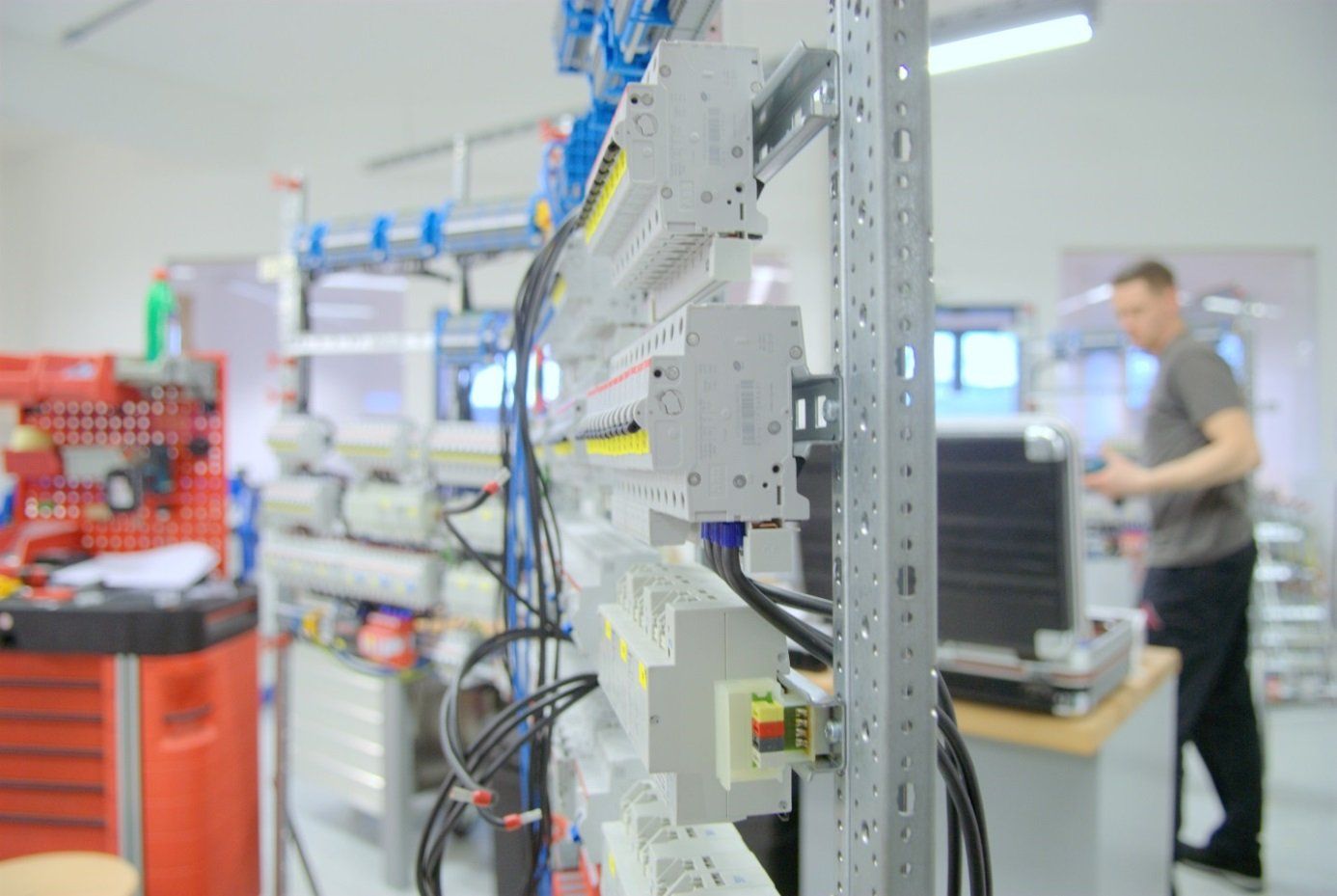 Elektroinstallation Heidenau Elektriker Stellen Dresden, Berufsausbildung, Job