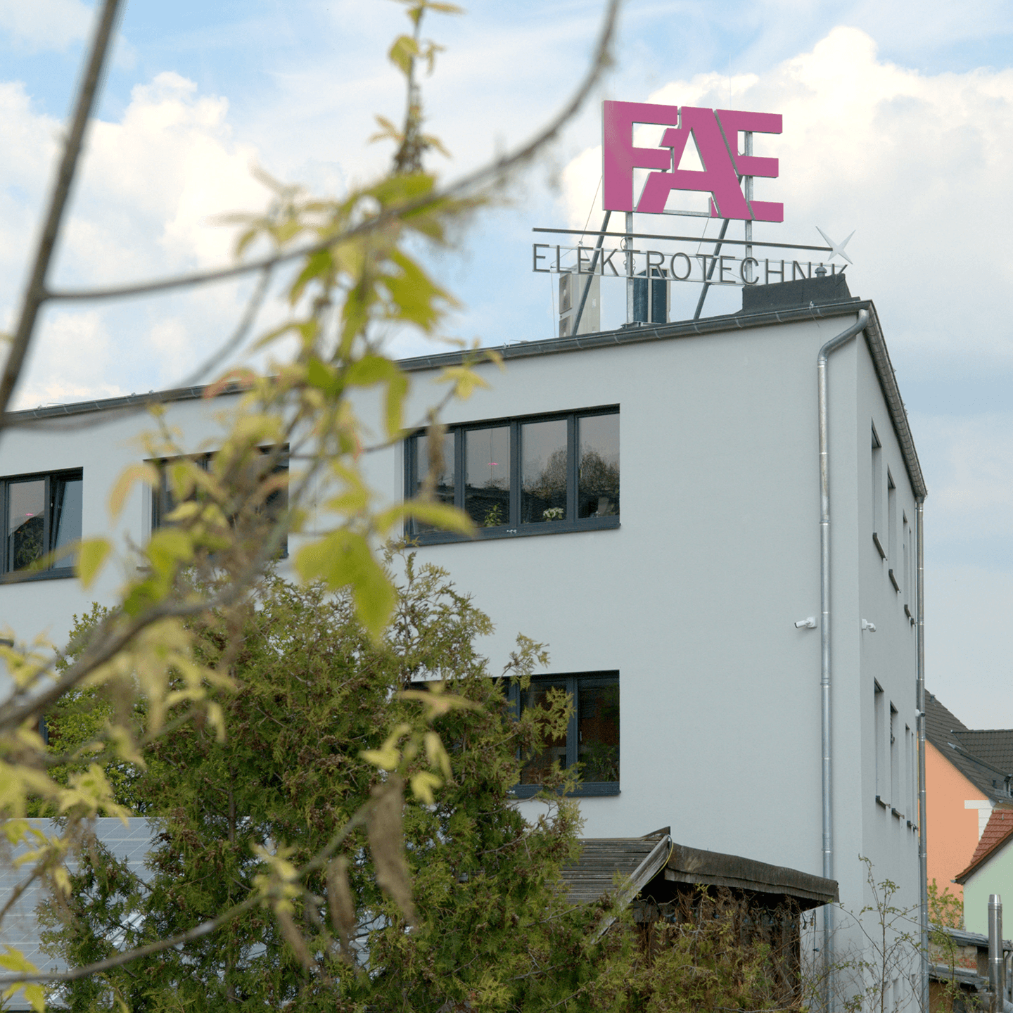 Firmenneubau Elektriker Stellen Dresden, Berufsausbildung, Job