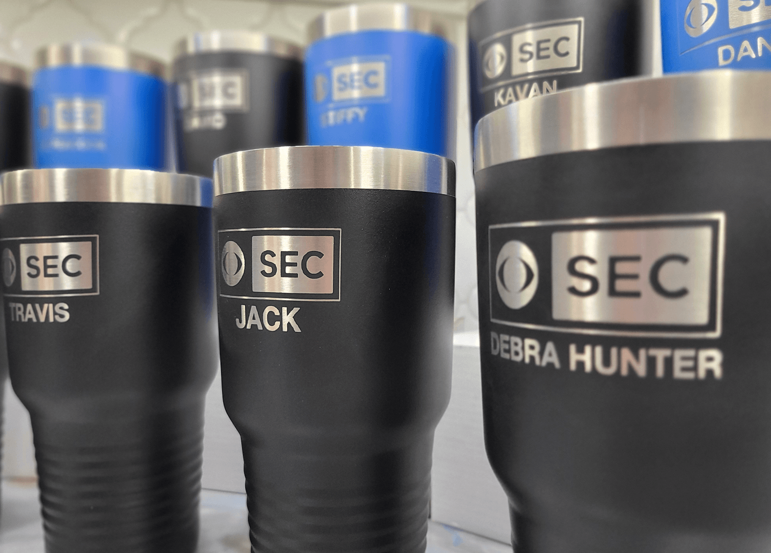 custom engraved insulated tumblers