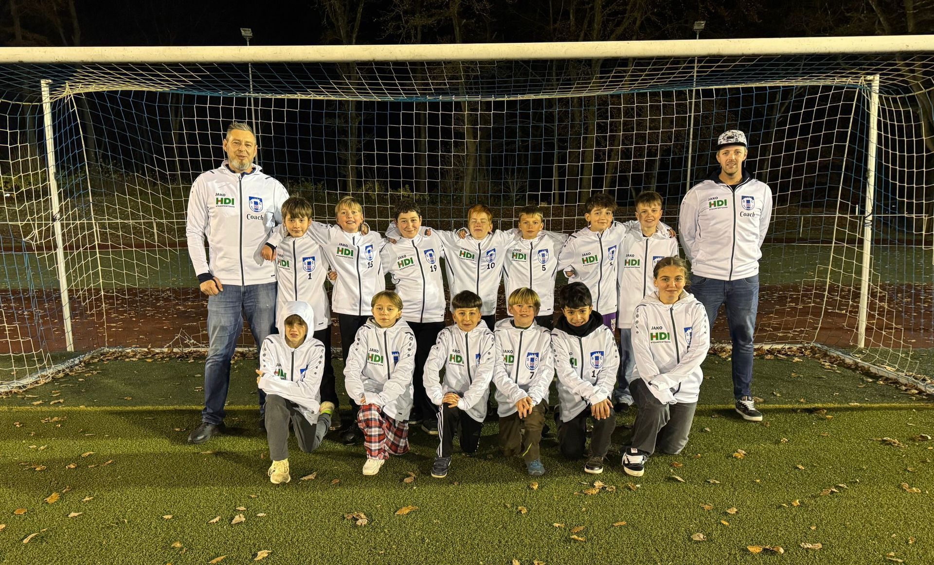 HDI,Alexander Fentzahn,
SC 08 Radevormwald, Fussballverein, Senioren, Junioren, Sponsoren, Trikot, SC08, Rade, Kollenberg, Nachrichten, Sport, Verein, Veranstaltungen