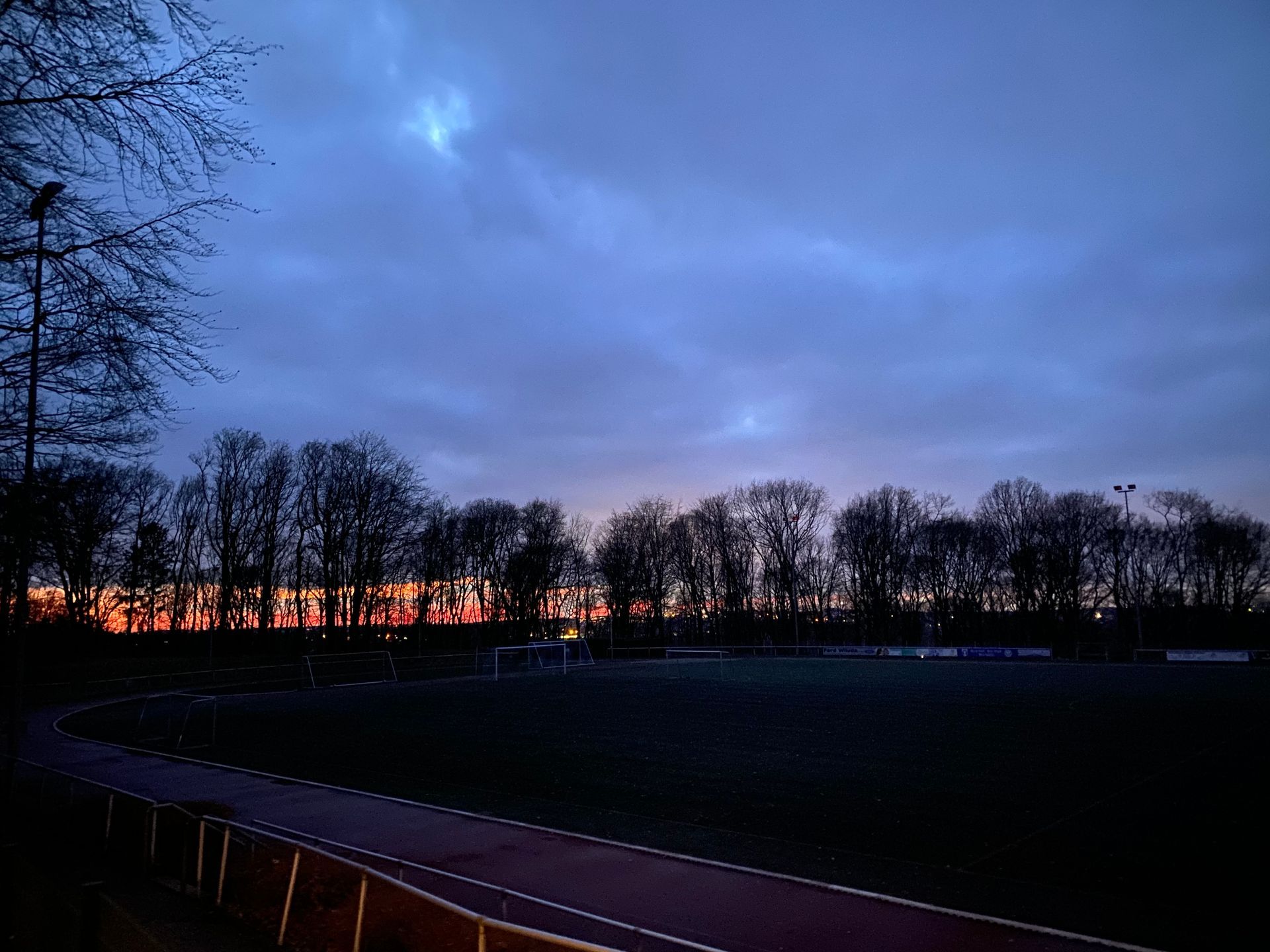 SC 08 Radevormwald, Fussballverein, Senioren, Junioren, Sponsoren, Trikot, SC08, Rade, Kollenberg, Nachrichten, Sport, Verein, Veranstaltungen, News, Förderverein, Stickeralbum, Stadt auf der Höhe